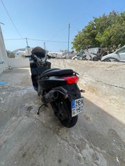 Gilera GP 800 2008 Gilera-thumb-1