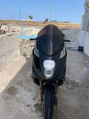 Gilera GP 800 2008 Gilera-thumb-2