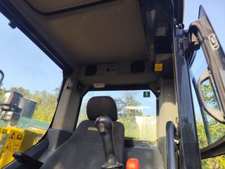 Εκσκαφέας Με Ερπύστριες Komatsu 2016 PC138US-10-thumb-7