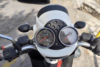 Piaggio Carnaby 300 Cruiser 2014-thumb-4