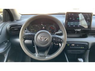 Toyota Yaris 2022 ACTIVE STEEL-thumb-9