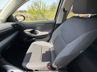 Toyota Yaris 2024 1.5P STYLE 29.136ΧΛΜ! ΑΡΙΣΤΟ!-thumb-52
