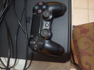 PS4 Slim 500GB + 1 Controller + FIFA 21-thumb-3