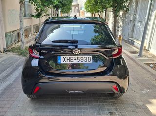 Toyota Yaris 2024 1.5 Active AUTOMATİC Ελληνικό μονο Βενζίνη  με εγγύηση-thumb-4