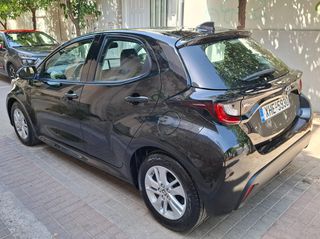 Toyota Yaris 2024 1.5 Active AUTOMATİC Ελληνικό μονο Βενζίνη  με εγγύηση-thumb-6