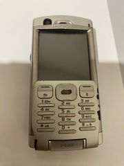 SONY ERICSSON P990i-thumb-1