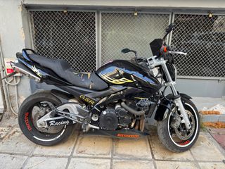 Suzuki GSR 600 2007-thumb-1