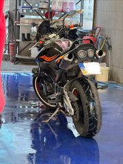 Suzuki GSR 600 2007-thumb-2