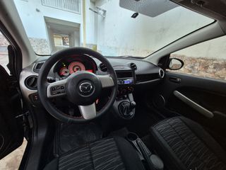 Mazda 2 2009-thumb-7