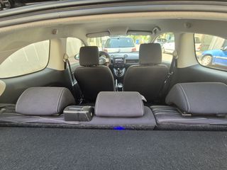 Mazda 2 2009-thumb-14