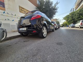 Mazda 2 2009-thumb-16
