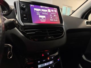Peugeot 208 2017 GT Line-thumb-21