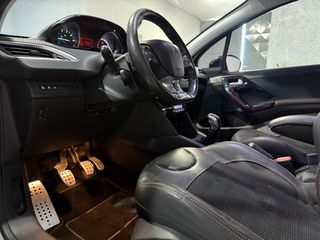 Peugeot 208 2017 GT Line-thumb-23