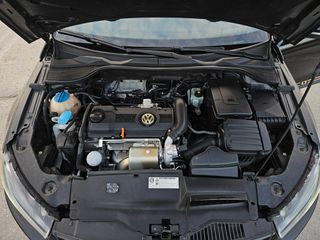 Volkswagen Scirocco 2010 TSI-thumb-15