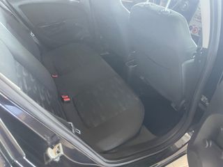 Opel Corsa 2012-thumb-37