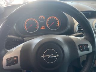 Opel Corsa 2012-thumb-42