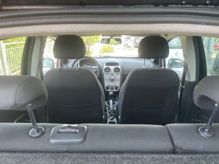 Opel Corsa 2012-thumb-16