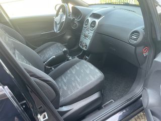Opel Corsa 2012-thumb-19
