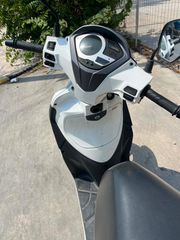Sym Symphony ST 200i 2017 SYMPHONY ST 200-thumb-1