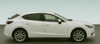 Mazda 3 2016 1.500cc Skyactiv G Full Extra