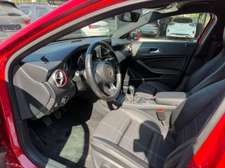 Mercedes-Benz A 180 2016 1.6 Full Extra Facelift Book Service-thumb-10