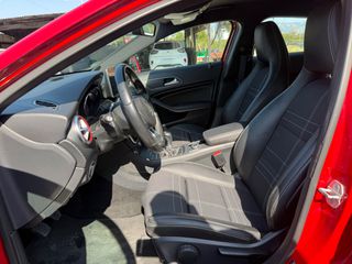 Mercedes-Benz A 180 2016 1.6 Full Extra Facelift Book Service-thumb-11