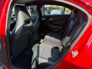 Mercedes-Benz A 180 2016 1.6 Full Extra Facelift Book Service-thumb-23