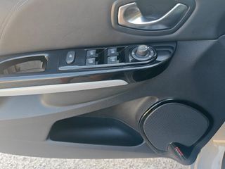 Renault Clio 2016 Initiale Paris Panorama-thumb-32