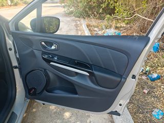 Renault Clio 2016 Initiale Paris Panorama-thumb-33