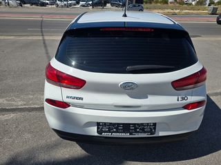 Hyundai i 30 2019 1.4-thumb-9