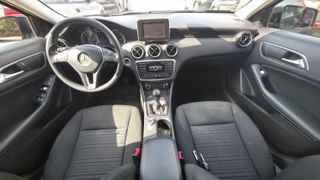 Mercedes-Benz A 160 2014-thumb-10