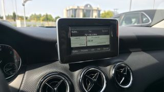 Mercedes-Benz A 160 2014-thumb-15