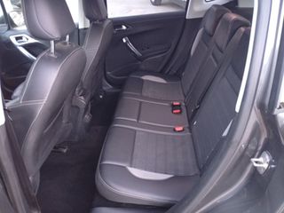 Peugeot 2008 2019 Allure Navi-thumb-16