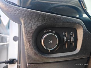 Opel Corsa 2022 SUPERCARS XANIA-thumb-8