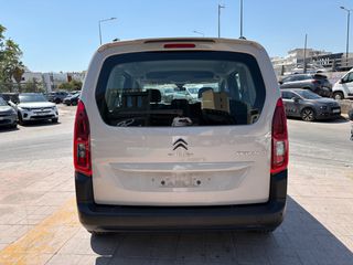 Citroen Berlingo 2021 1.2 110HP MULTISPACE-thumb-6