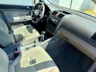 Volkswagen Golf 2005 1.6 FSI-thumb-7