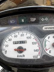 Modenas Kriss II 2000-thumb-2