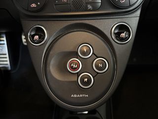 Abarth 695 2024-thumb-8