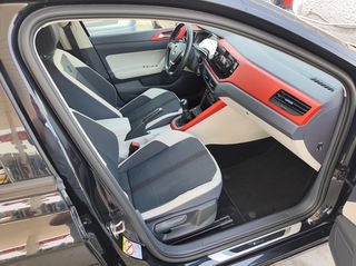 Volkswagen Polo 2018 1.0 TSi BEATS,95hp,LED,PDC,16".-thumb-21