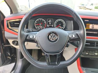 Volkswagen Polo 2018 1.0 TSi BEATS,95hp,LED,PDC,16".-thumb-24