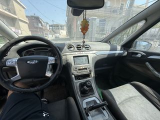 Ford S-Max 2007-thumb-5