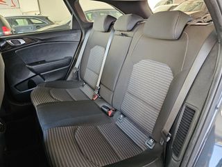 Kia Ceed / cee'd 2023 PHEV - F1 Pedals - Κάμερα οπισθοπορείας-thumb-9