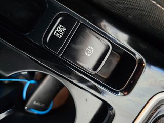 Kia Ceed / cee'd 2023 PHEV - F1 Pedals - Κάμερα οπισθοπορείας-thumb-19