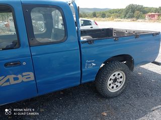 Mazda B 2500 1996-thumb-3