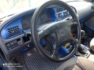 Mazda B 2500 1996-thumb-9