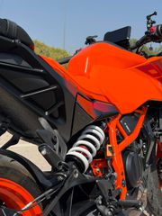 KTM 390 Duke 2025-thumb-8