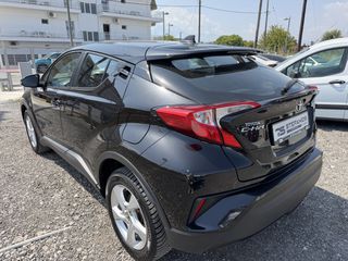 Toyota C-HR 2018 1,2 6MT C-HR-thumb-4