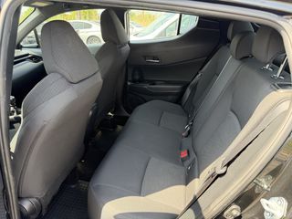 Toyota C-HR 2018 1,2 6MT C-HR-thumb-9