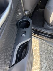 Toyota C-HR 2018 1,2 6MT C-HR-thumb-10