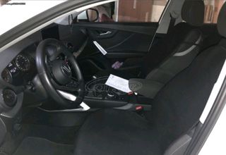 Audi Q2 2018 1.6TD-thumb-3